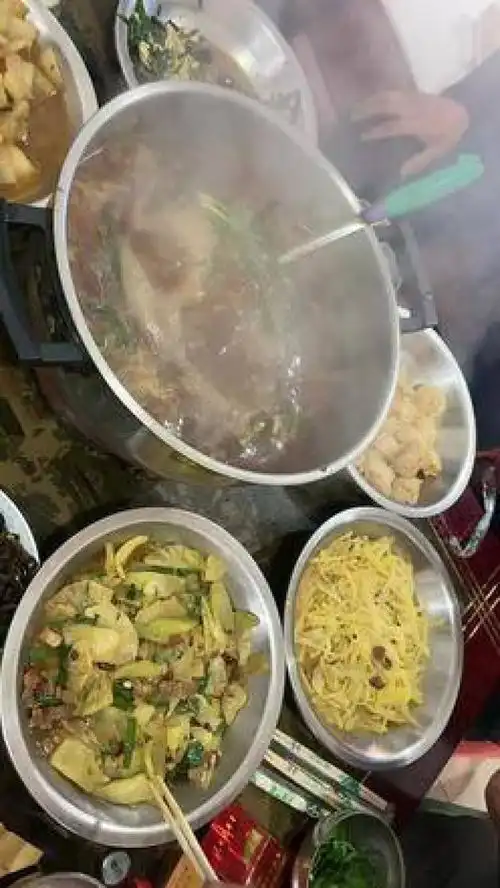 干饭了大口吃肉大碗喝酒
