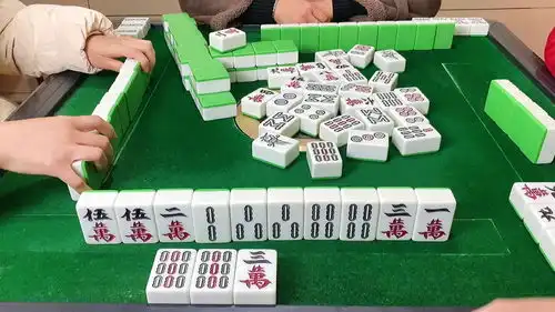 四川宜宾麻将都是为了防下家
