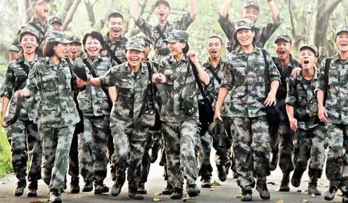 户口本上的4个字,能让学生基本参军无望报名前还是要提前了解
