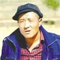 赵本山放话赵四不想干,就离开吧
