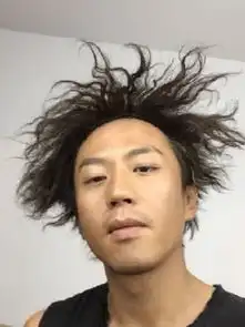 明星搞怪照片,周迅表情夸张超搞笑,欧阳娜娜努力营业让人心疼
