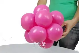 气球造型教程图解一步步做出可爱小粉猪
