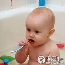 让爹妈头疼的囧娃
