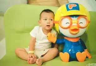 何洁为儿子庆2岁生日小家伙可真能吃
