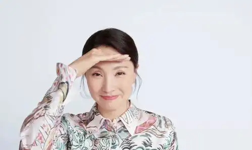 明明是大咖,却不热衷于营业,这个中年女演员真的绝了
