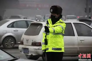 济南交警统一配发口罩上岗三

