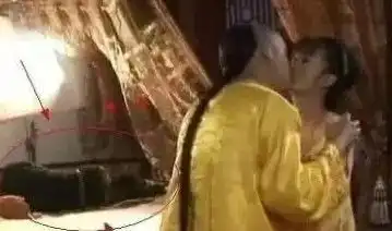 那些让人爆笑的穿帮镜头
