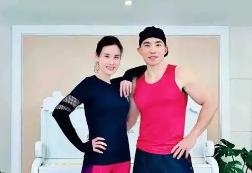 刘畊宏直播间开始软植入品牌,一天一涨的商务报价,谁能不眼红
