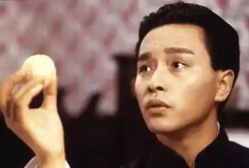 你再敢打她,我就在香港找人搞你,张国荣曾经都这么护着她

