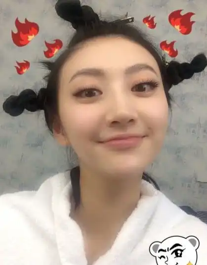 明星搞怪逗比自拍照大集合
