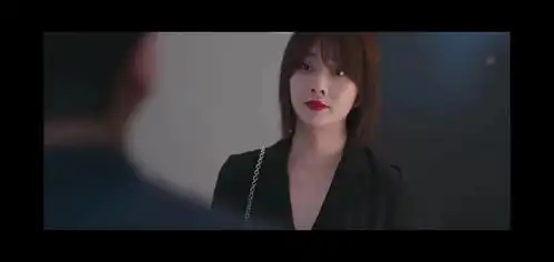 一张有趣的照片第一眼是金晨,打开是baby
