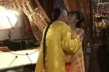 史上最搞笑的穿帮集锦,笑的肚子疼了一晚上
