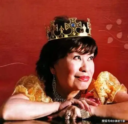 演一辈子丑女,从未谈过恋爱,81岁余慕莲卧病在床要用尿片
