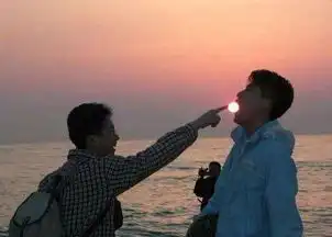 世界上竟然有如此巧合的照片我也真是醉了
