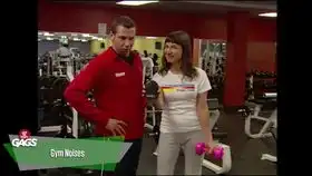 爆笑在健身房遇到性感美女起尴尬反应,看小伙如何轻松化解
