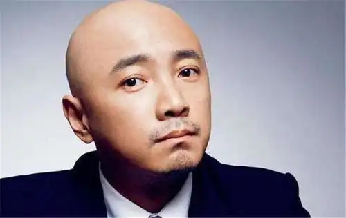 他大到好似怀孕的肚子抢镜,幽默回应,网友调侃重拍猪八戒
