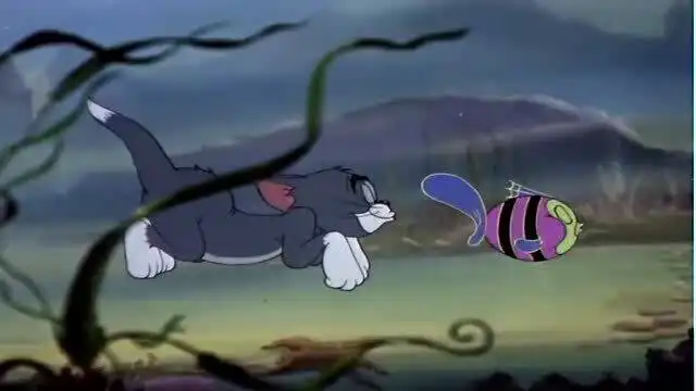 猫和老鼠汤姆进入海底世界,爆笑模仿海洋生物
