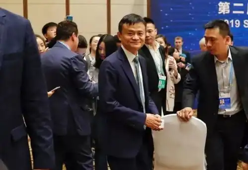 20年前张朝阳叫马云去酒吧,被直接拒绝,如今马云身家是他的百倍
