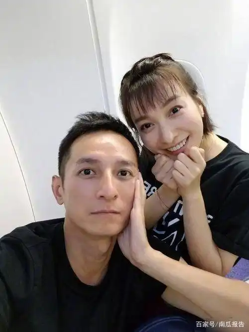 李维嘉与吴昕是兄妹真的不是远房亲戚,却是亲同事
