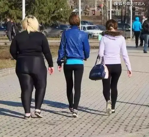 为什么有些女生颜值高,穿衣却没气质感,主要是这四个地方不对劲
