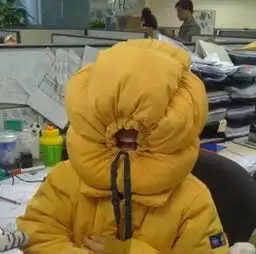 搞笑图片这是欺骗了哪个妹子,成吨伤害啊
