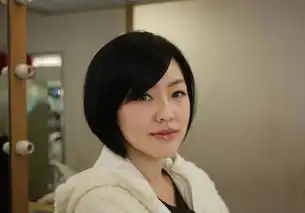 小s坦言每天都活在否定自己的恐惧中
