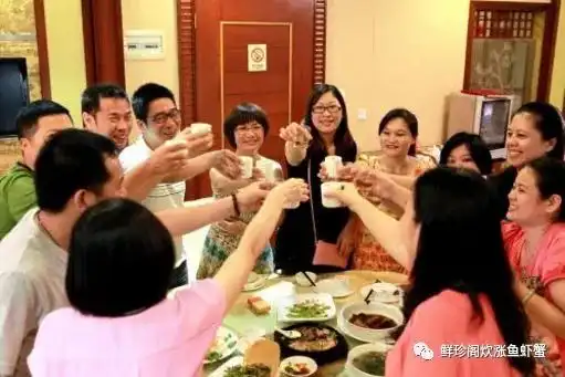 年尾聚餐去哪古镇这家店搞事情吃三桌送一桌还有iphonex行车记录仪大礼拿到手软

