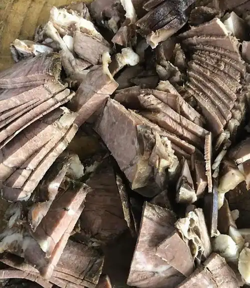 搞笑图片人生第一次养小猫,可它不吃也不闹,是不是抑郁了呢
