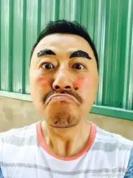 郭涛海苔粗眉变蜡笔小新搞怪形象大盘点
