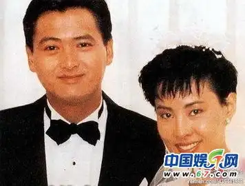 明星夫妻珍贵结婚照曾志伟清秀杜汶泽搞笑
