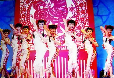 70岁西安导游爷爷受邀看春晚家乡如何呈现精彩,喀什人充满期待
