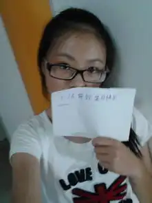求好心人,自拍一张照片一张纸纸上内容写10.18传钦生日快乐哈哈不介意加上给我们的祝福随
