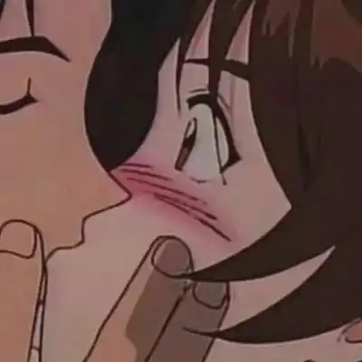 动漫头像喜欢你身上的味道
