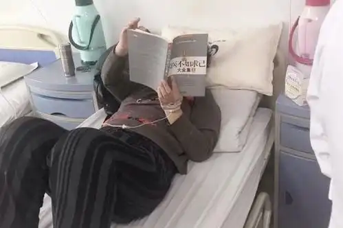 搞笑图片女生失恋后比男生更容易走出来先看这张图
