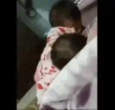 看完兄弟的婚纱照,感觉伴娘不太对劲确定是一个人哈哈哈哈哈
