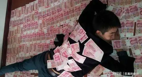 前任每月向我索取,他发错的短信让我险些晕过去
