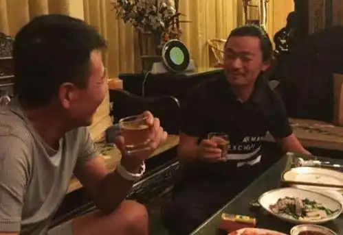 从草根到影帝,从净身出户到东山再起,王宝强没你想象那么傻
