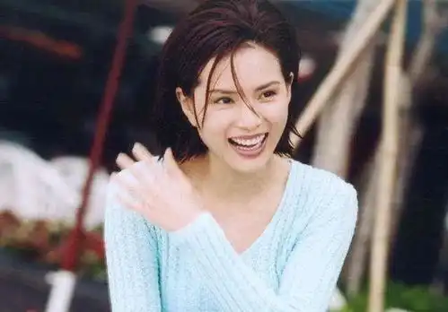 小龙女李若彤痴情富豪男友十多年被抛弃,今依然孤身一人
