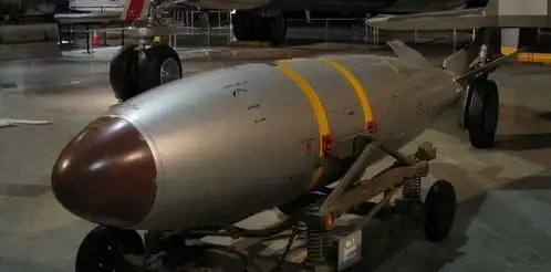 中子弹是一种怎样的武器可让目标不受任何外伤而死
