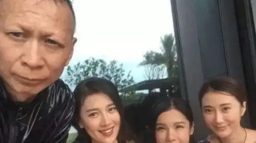 因太丑吓哭过蒋雯丽,生的女儿本以为会很丑,照片却很惊艳
