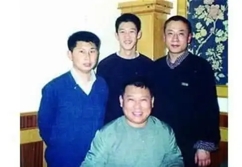 内涵曹云金于谦喜剧人指桑骂槐,有谁注意郭德纲的表情
