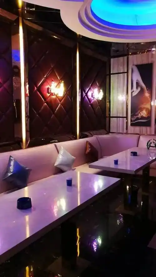 新余首家啤酒水果通通免费的ktv没来这家ktv喝过酒都没资格说自己买过醉
