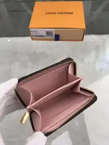 路易威登lv小狗图案zippy拉链零钱包m62310

