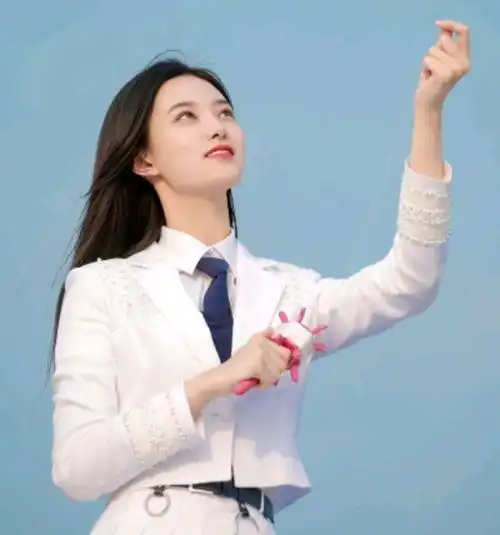 八年女团梦就此止步,徐艺洋让人意难平,但也不能说被偷走了梦想
