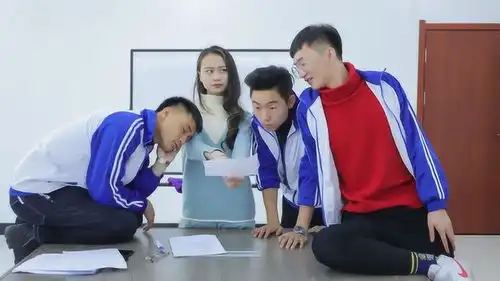 老师让学生念各自的请假条,一个比一个有趣,都是人才
