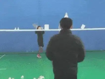 开心一刻笑话小时候,妈妈出去玩又不想带我去
