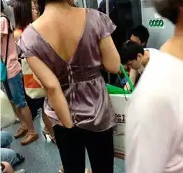 搞笑图片我仿佛看到了牛哥内心一万只草泥马奔腾而过
