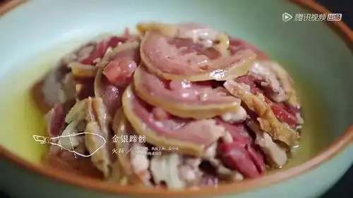 馋哭秃黄油拌饭纸片火腿看过风味人间,我吞了188次口水
