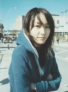 范冰冰大笑秒变丑女高圆圆晋升笑容女神
