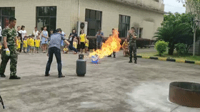 来了八月份柳州消防站开放活动报名开始啦听说蓝朋友还准备有小礼品
